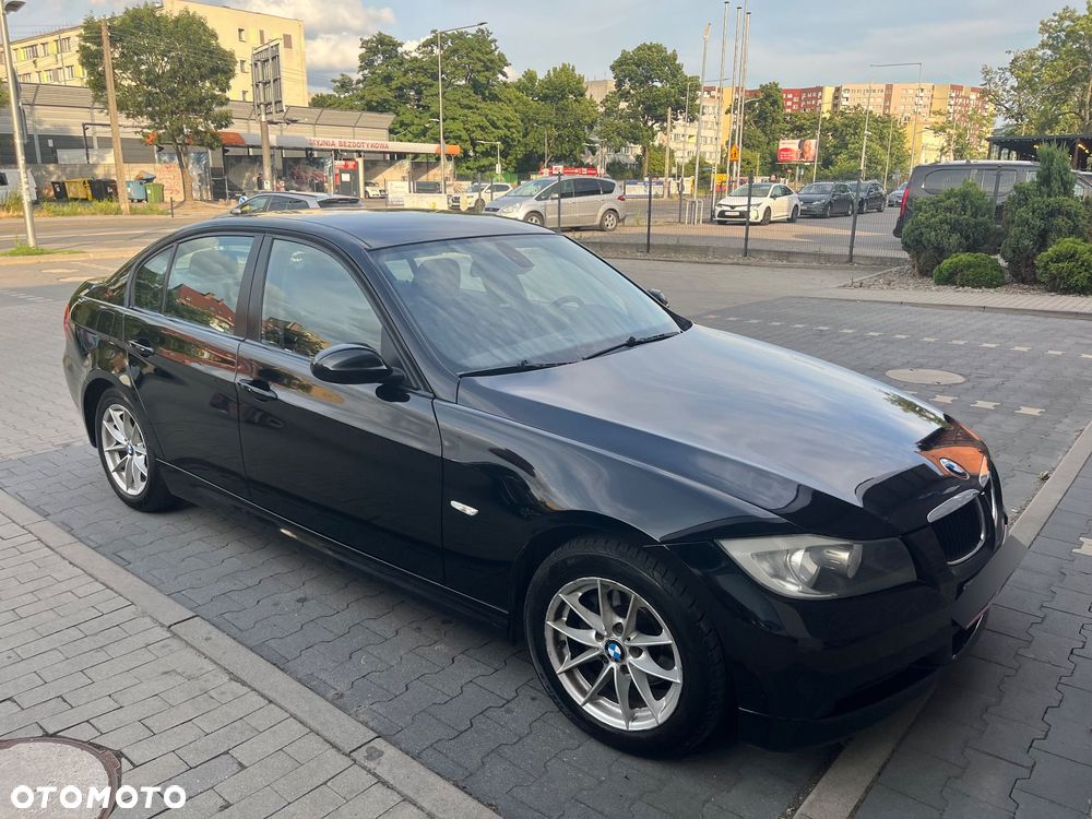 BMW 3 Series 2007 photo 2
