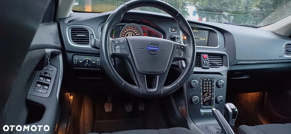 Volvo V40 T2 Drive-E Kinetic - 19