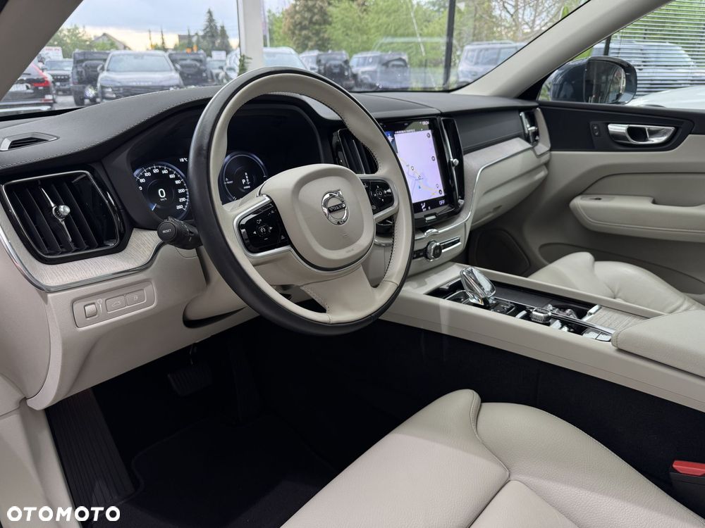 Volvo XC 60 - 8
