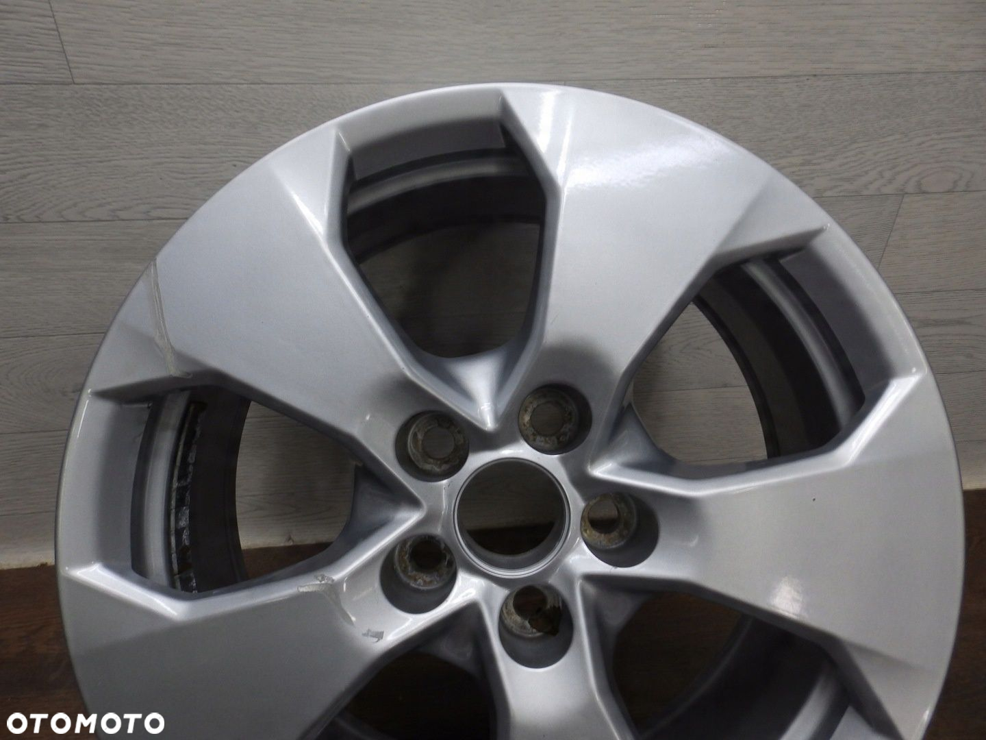 Felga Toyota RAV4 Avensis 17x7J Et35 5x114.3 - 3