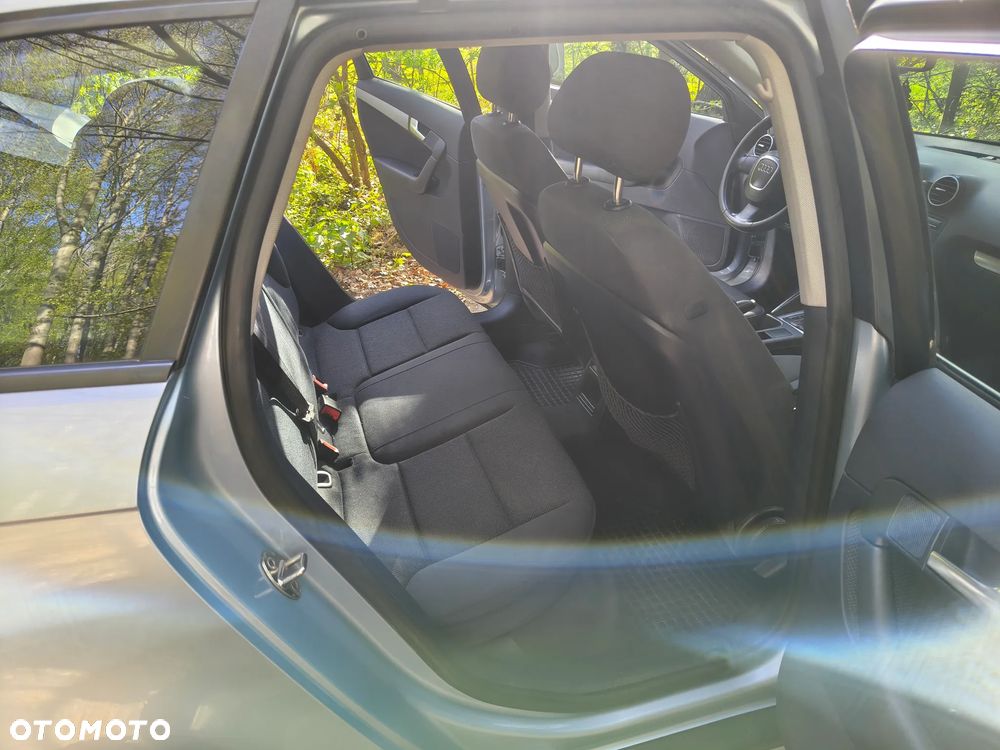Audi A3 Sportback - 13