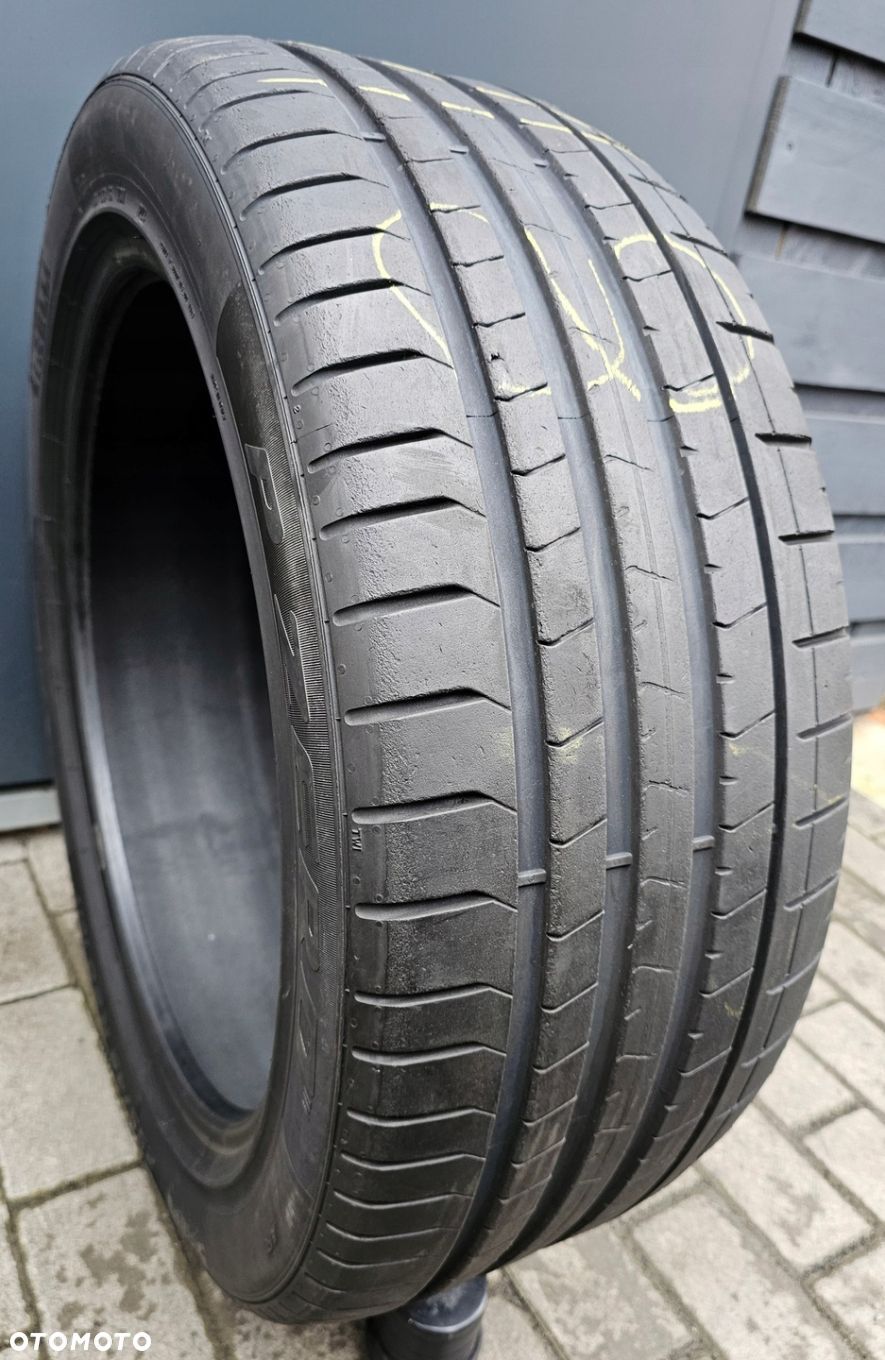 Pirelli P Zero 255/45R20 101 Y - 1