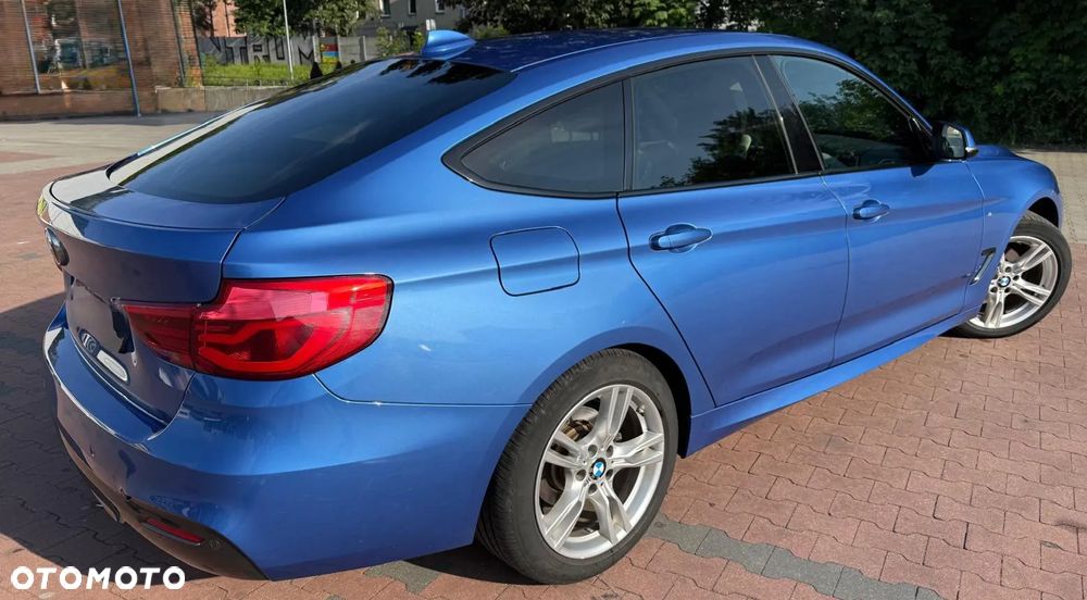 BMW 3GT 320i xDrive M Sport - 11