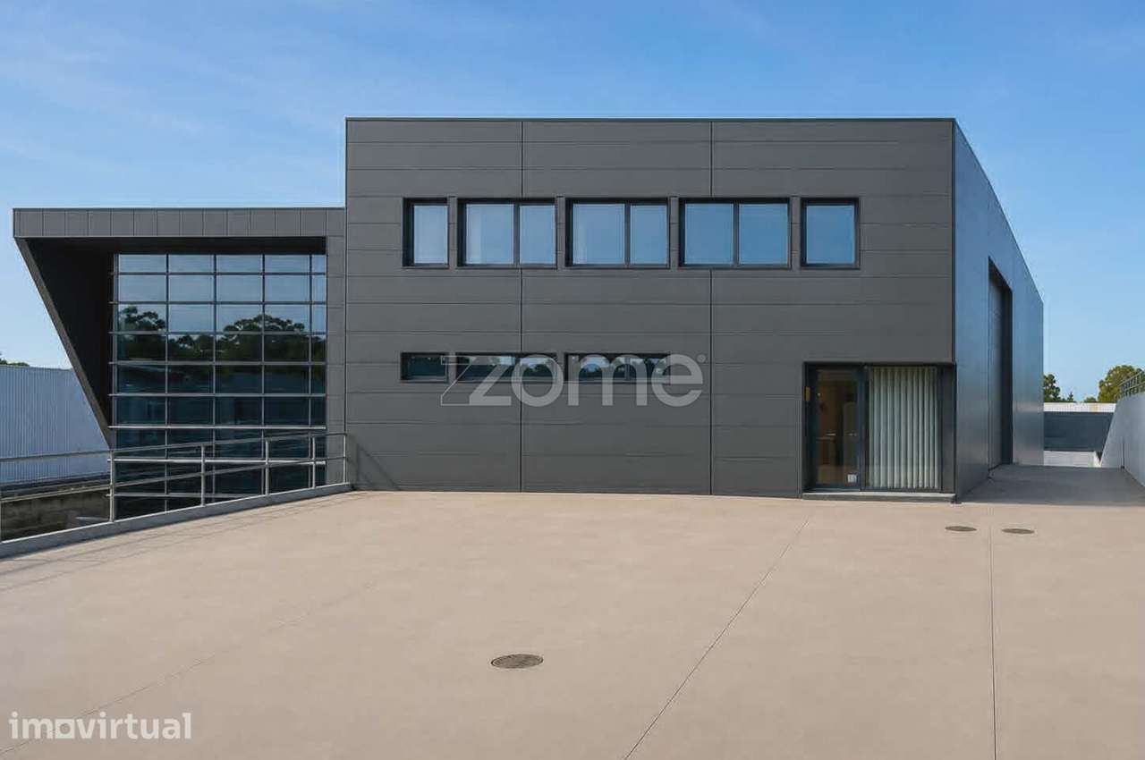 Armazém Industrial Moderno em Fiães | Pronto a Operar - Grande imagem: 3/17