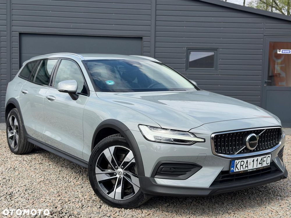 Volvo V60 Cross Country B4 D AWD Geartronic - 3