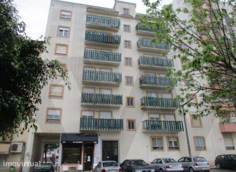 Apartamento T3 no Carregado - Grande imagem: 2/12