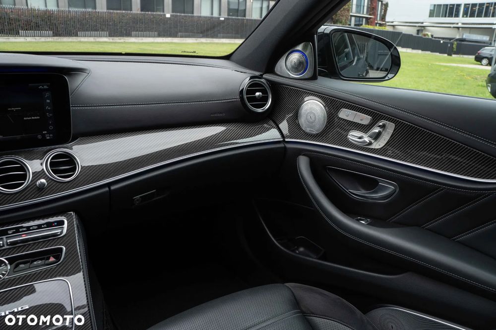 Mercedes-Benz Klasa E AMG 63 S 4-Matic+ - 26