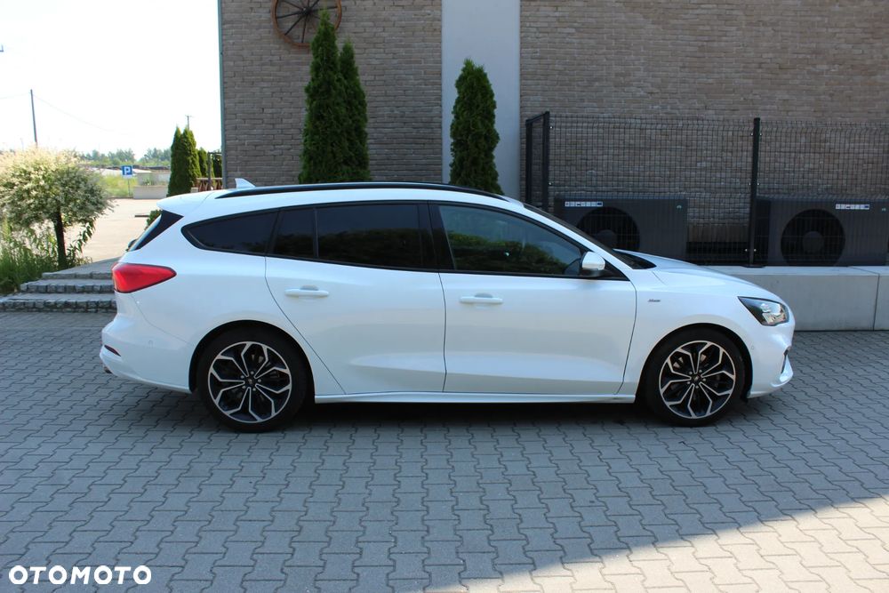 Ford Focus 2.0 TDCi ST-Line Red ASS - 11
