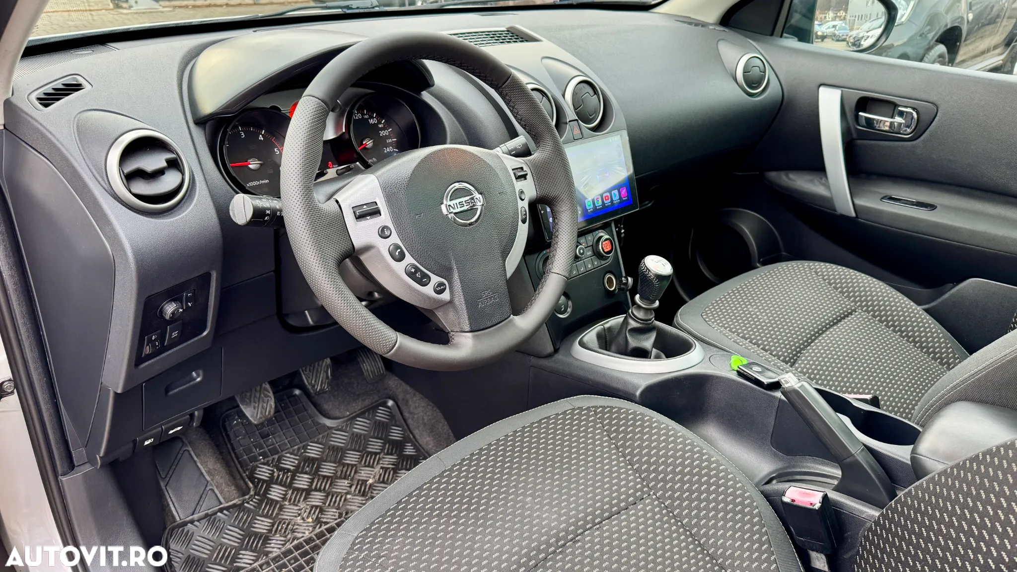 Nissan Qashqai 2.0 DCI DPF Tekna - 9