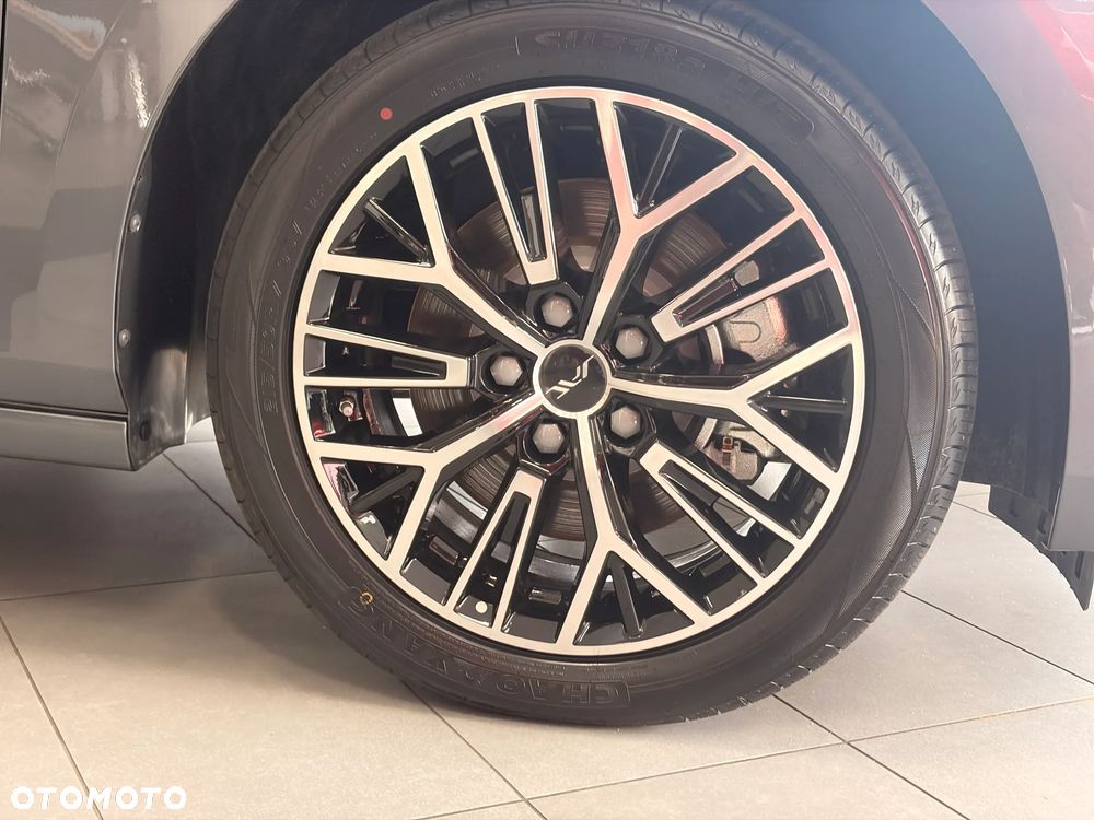 JAC J7 Plus CVT - 26
