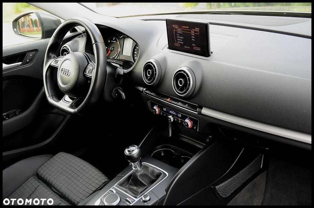 Audi A3 Sportback - 33