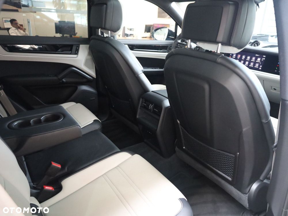 Porsche Cayenne S - 19