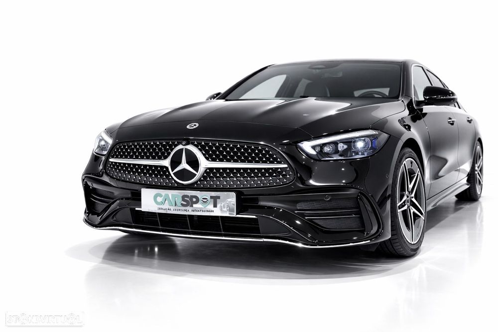 Mercedes-Benz C 300 e AMG Line - 4