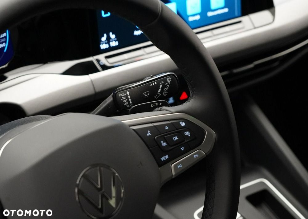 Volkswagen Golf - 18