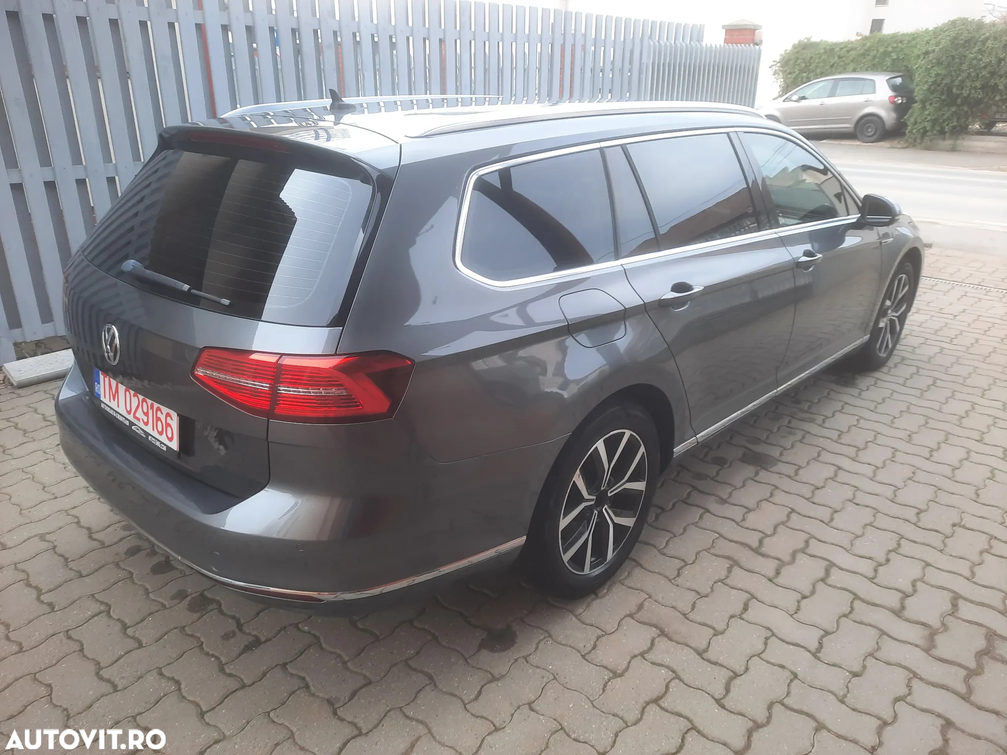 Volkswagen Passat Variant 2.0 TDI 4Motion Highline - 4