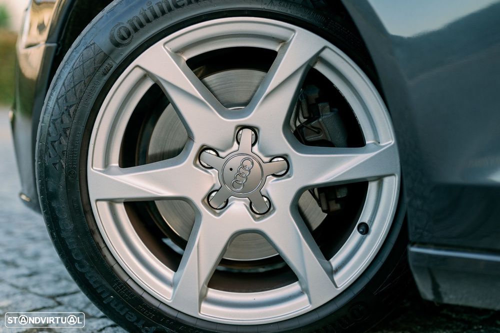 Audi A4 Avant 2.0 TDI multitronic - 13