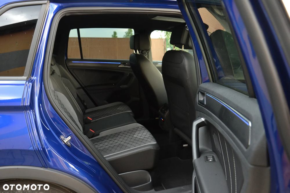 Volkswagen Tiguan 2.0 TDI SCR DSG R-Line - 36