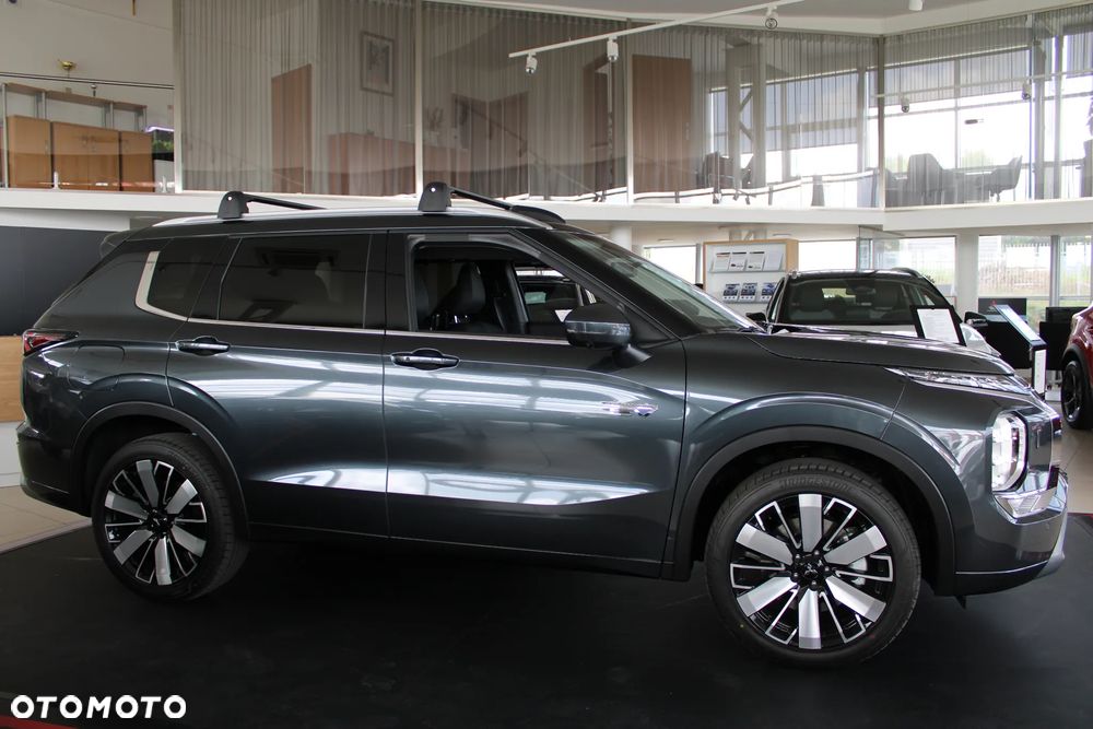 Mitsubishi Outlander Instyle - 2