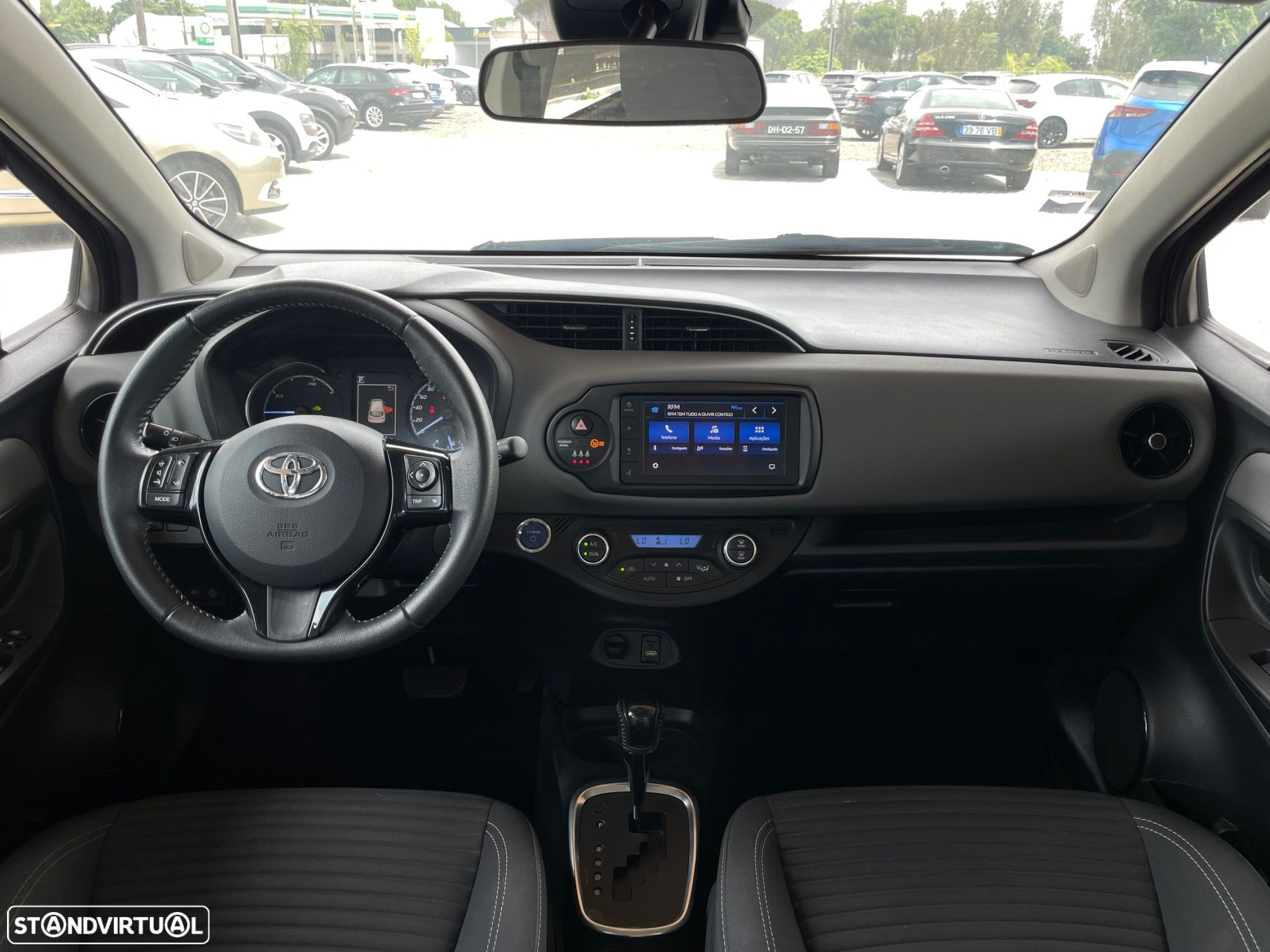 Toyota Yaris 1.5 HSD Comfort - 16