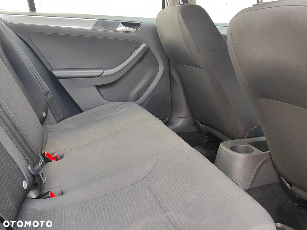 Volkswagen Jetta 1.4 TSI BMT Comfortline - 24