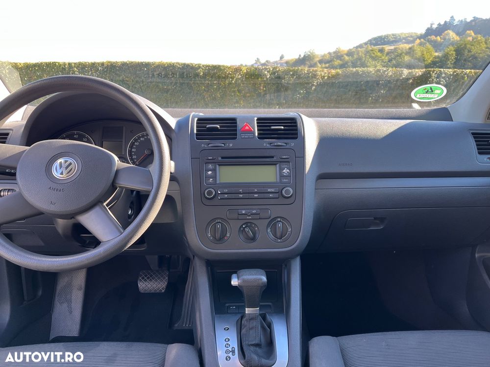Volkswagen Golf 1.6 Automatik Trendline - 8