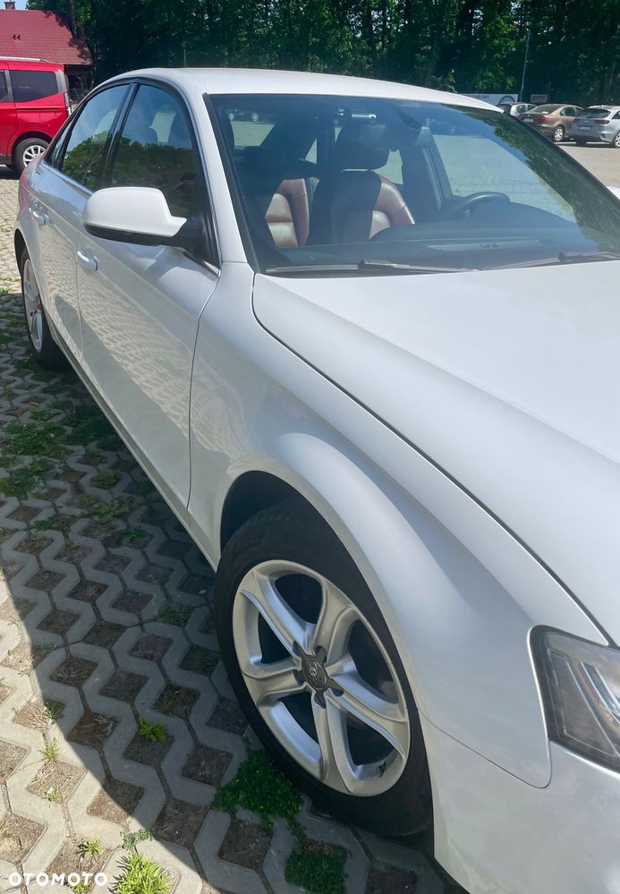 Audi A4 Limousine 2.0 TDI DPF clean diesel Attraction - 6