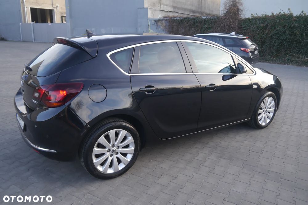 Opel Astra 1.4 Turbo Exklusiv - 7