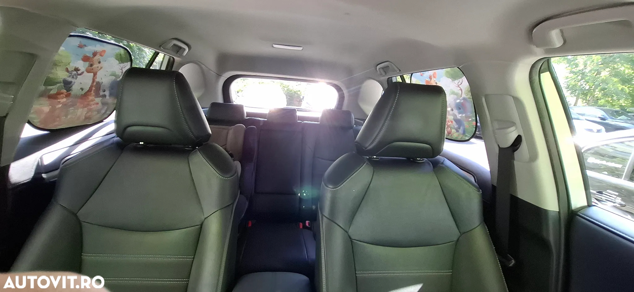 Toyota RAV4 2.5 Hybrid VVT-iE 4x4 Luxury - 11