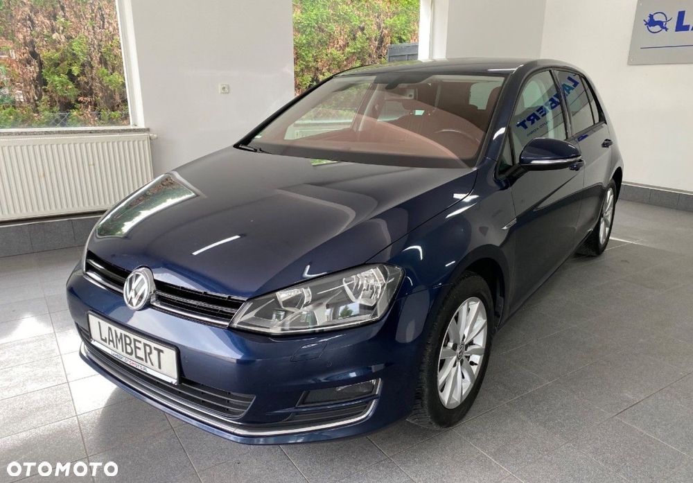 Volkswagen Golf - 2