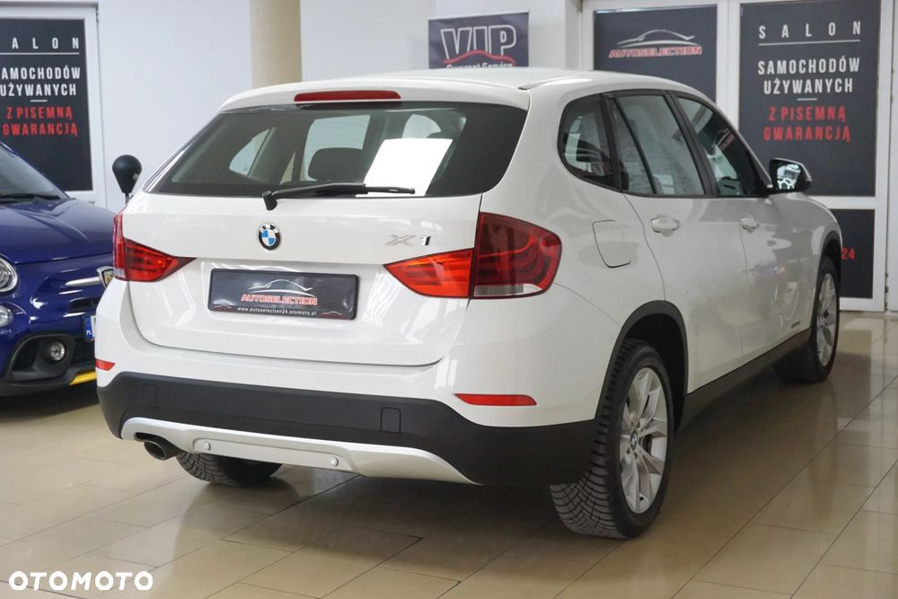 BMW X1 sDrive16d xLine - 4