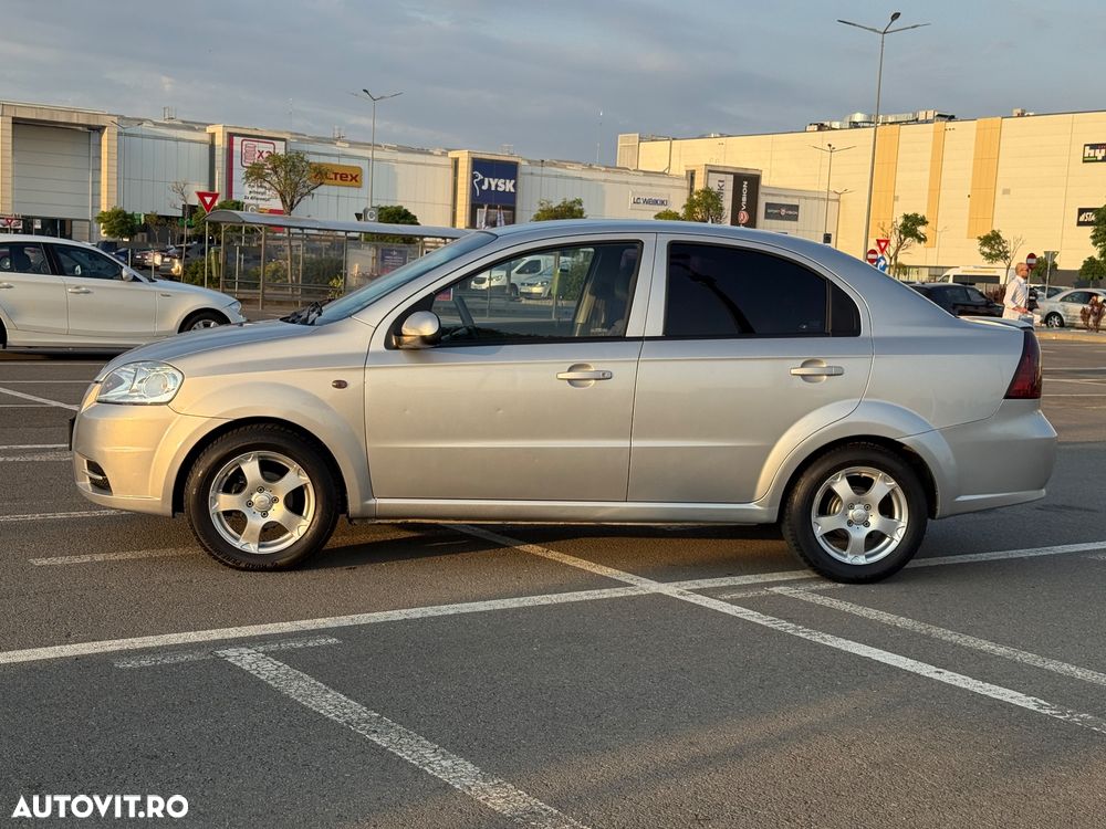 Chevrolet Aveo 1.4i Premium - 5