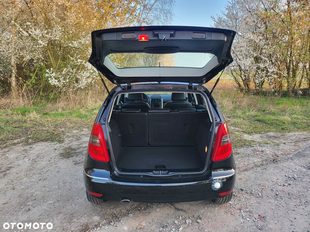 Mercedes-Benz Klasa A 180 CDI Avantgarde Edition 10 - 12