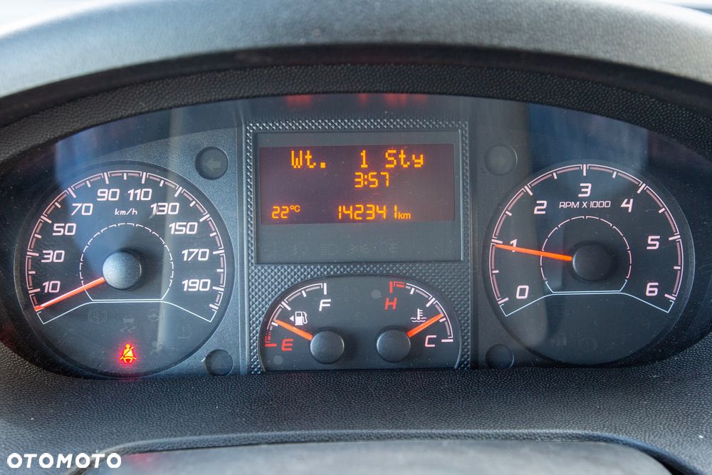 Peugeot Boxer L2H2 *ŚREDNI* 2.2 BlueHDI - 11