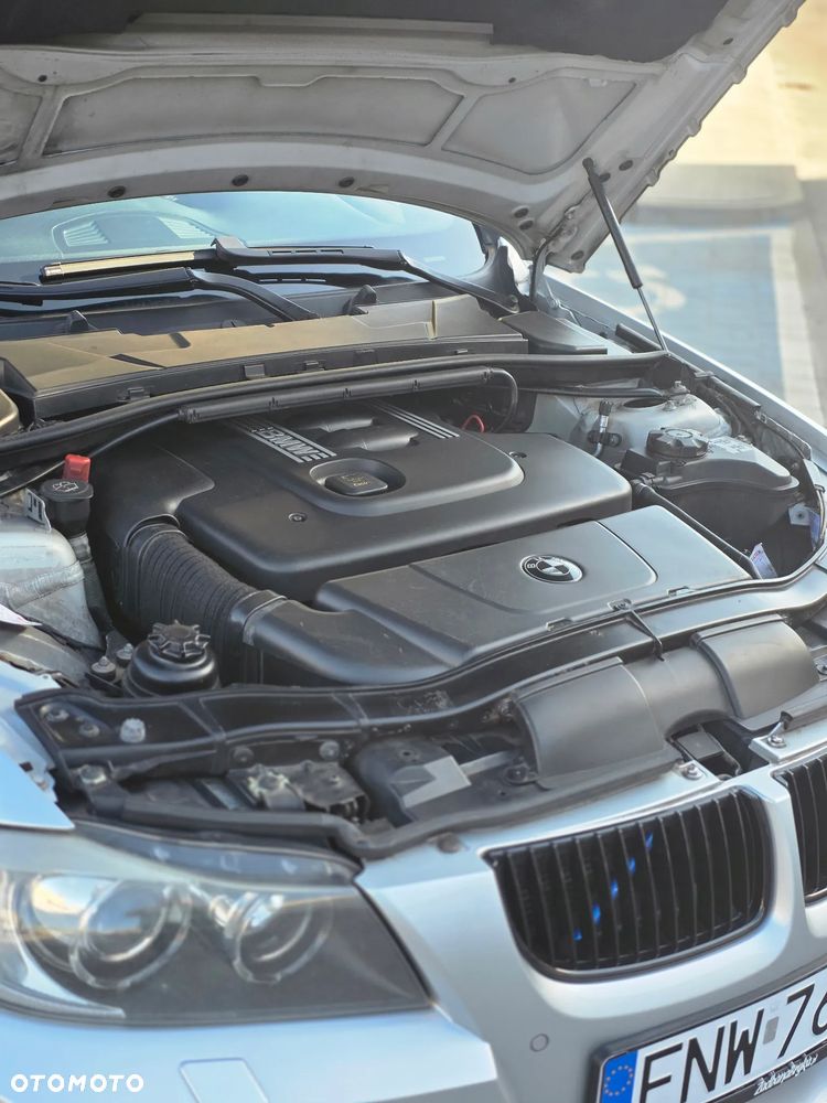 BMW Seria 3 320d - 15