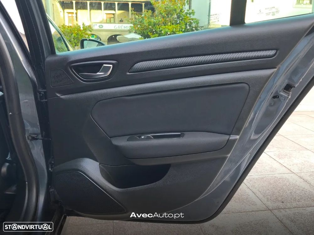 Renault Mégane Sport Tourer 1.5 dCi Limited - 29