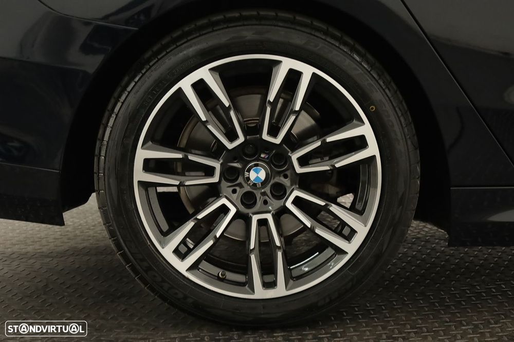 BMW 520 d Pack Desportivo M - 5