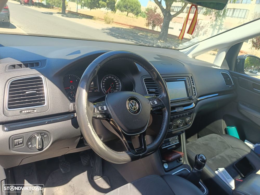 VW Sharan 2.0 TDI 4MOTION Highline - 3