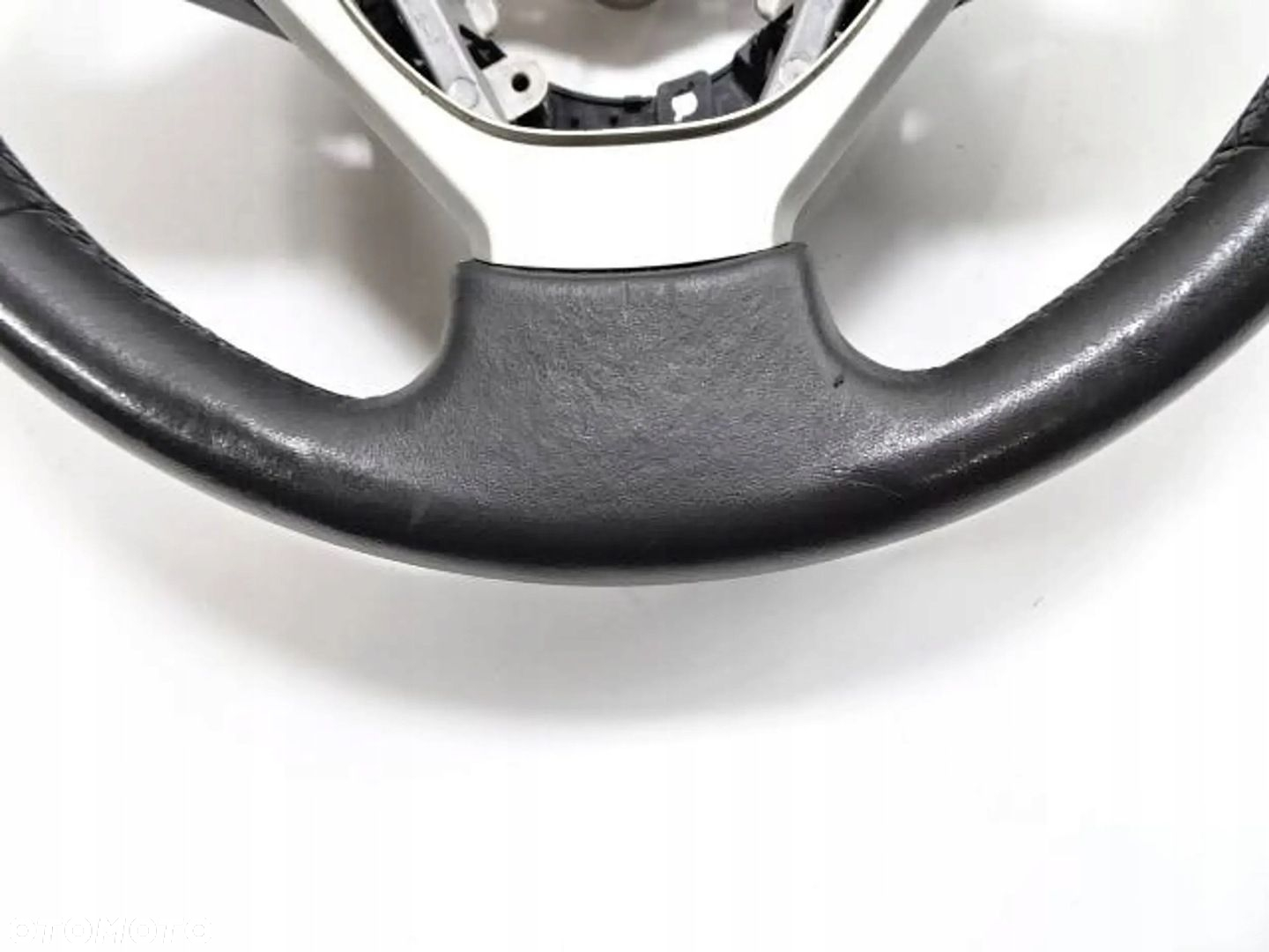 Kierownica SKÓRA MULTI Suzuki Swift MK7 - 15