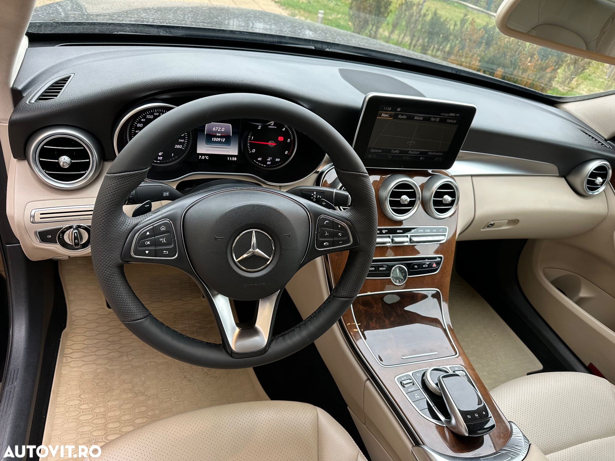 Mercedes-Benz C - 7