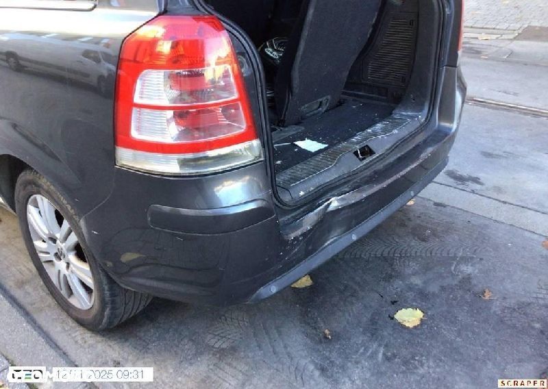 Opel Zafira 1.6 Edition - 10