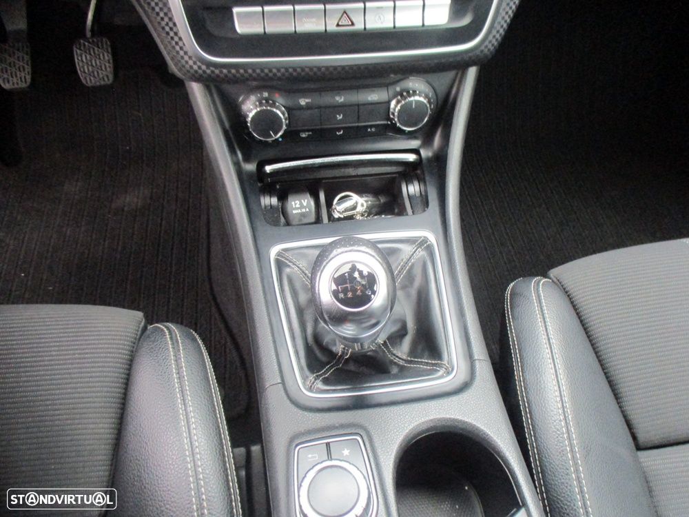 Mercedes-Benz A 180 d - 30