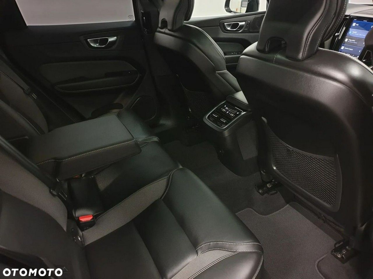 Volvo XC 60 B5 D AWD Geartronic RDesign - 27