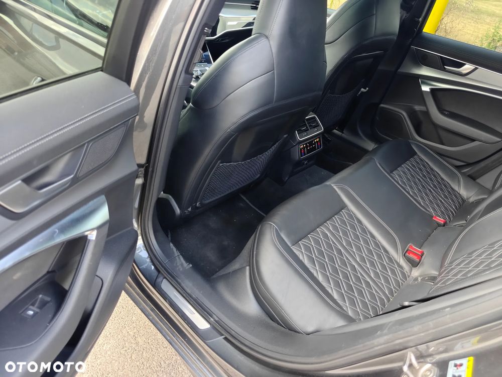 Audi A6 Avant 55 TFSI e Quattro Sport S tronic - 7