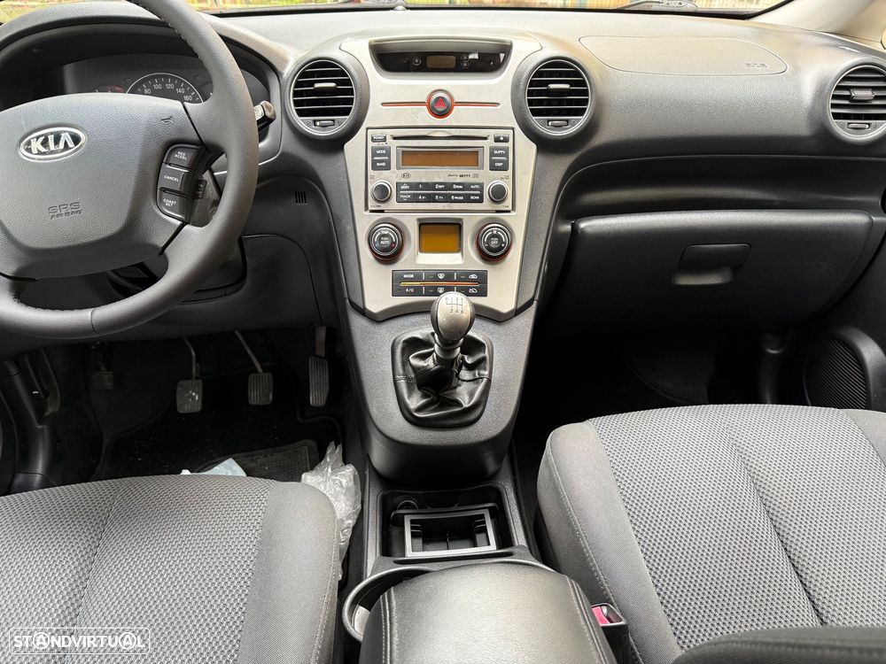 Kia Carens 2.0 CRDi LX - 5