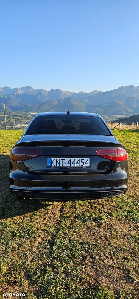 Audi A4 Limousine 2.0 TFSI quattro S tronic S line Sportpaket - 8