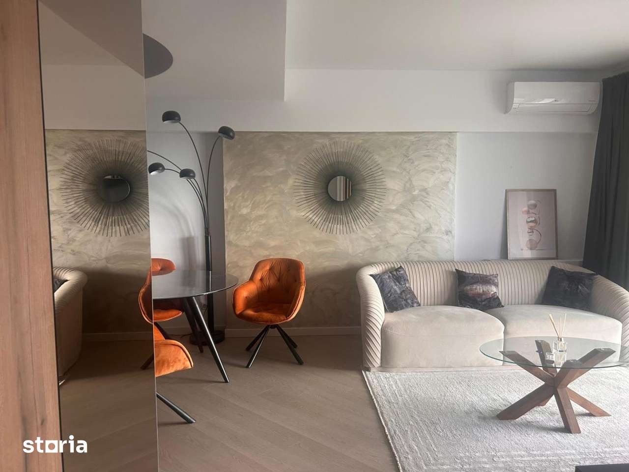 vanzare apartament 3 camere Cortina North parcare si boxe — fotografia 1