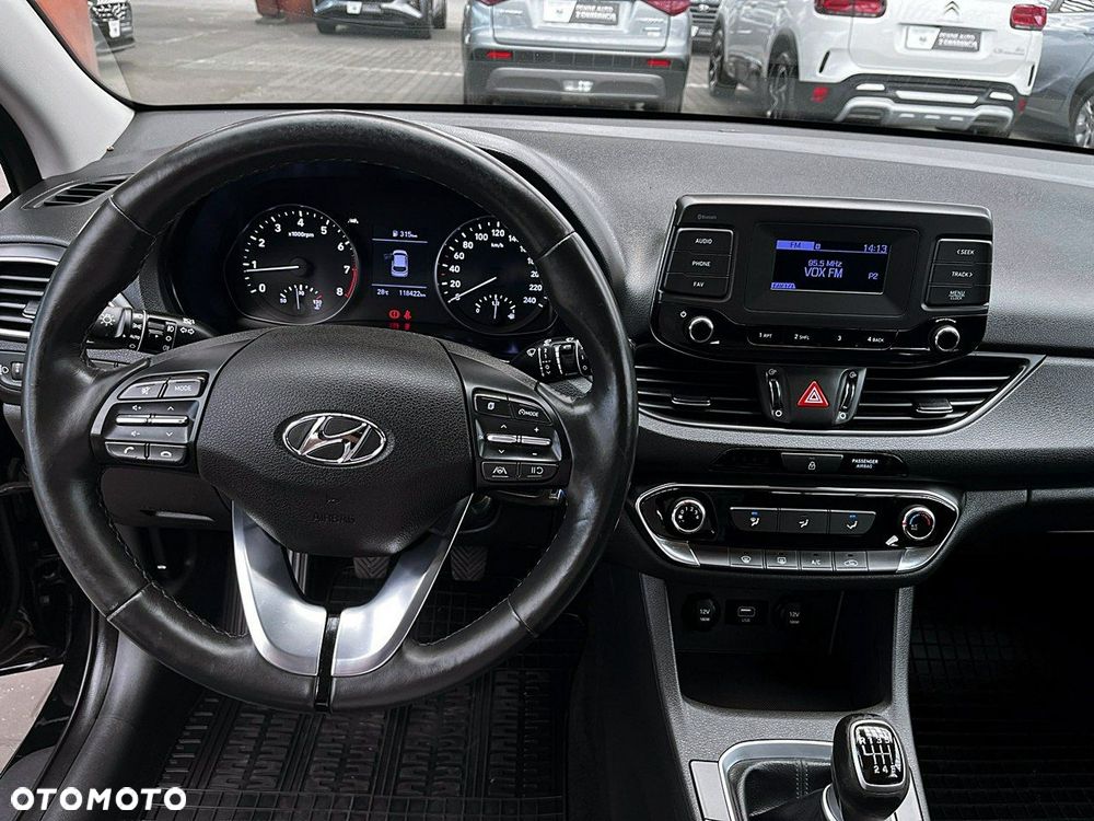 Hyundai i30 - 22