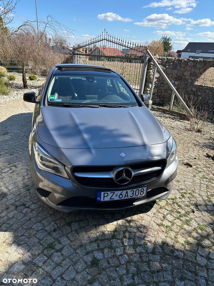 Mercedes-Benz CLA 250 7G-DCT AMG Line - 3