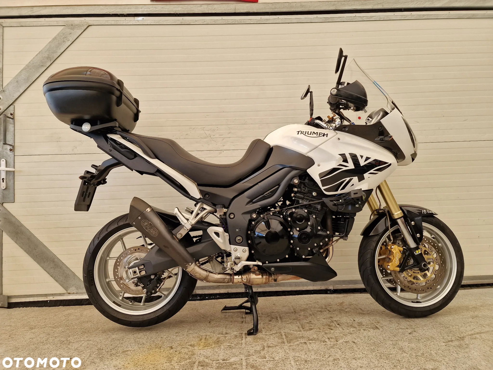 Triumph Tiger - 3