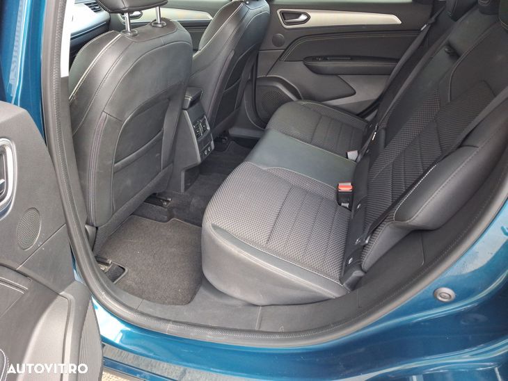 Renault Arkana E-TECH 145 INTENS - 13